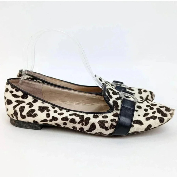 Victoria's Secret Cow Print Ballet Flats - 7 - Picture 5 of 13